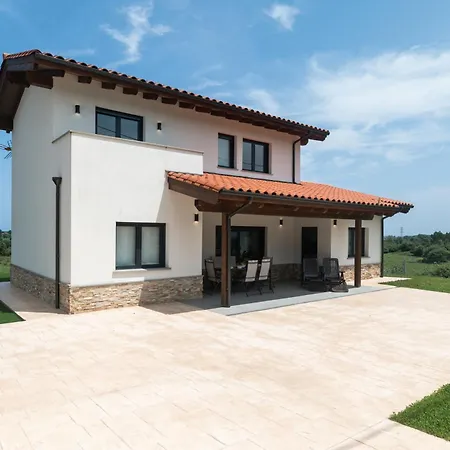 Casa Con Jardin Y Vistas - Mar Y Cuera *