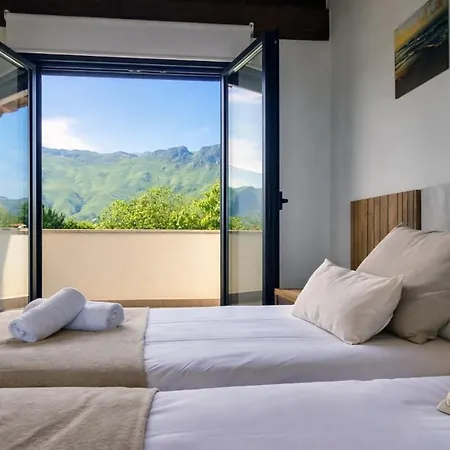 Casa Con Jardin Y Vistas - Mar Y Cuera * Llanes