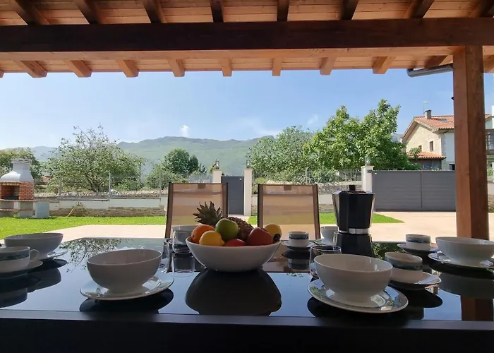 Villa Casa Con Jardin Y Vistas - Mar Y Cuera *