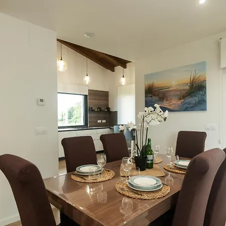 Casa Vacacional Mar Y Cuera לאנס