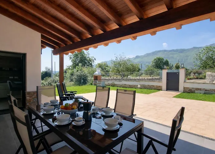 Mar Y Cuera - Entre Mar Y Montaña En Llanes