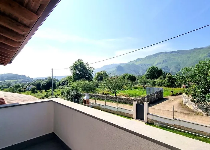 Mar Y Cuera - Entre Mar Y Montaña En