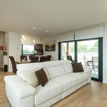 Casa Con Jardin Y Vistas - Mar Y Cuera Llanes