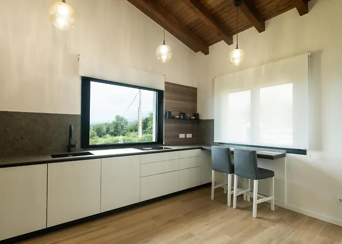 Casa Con Jardin Y Vistas - Mar Y Cuera