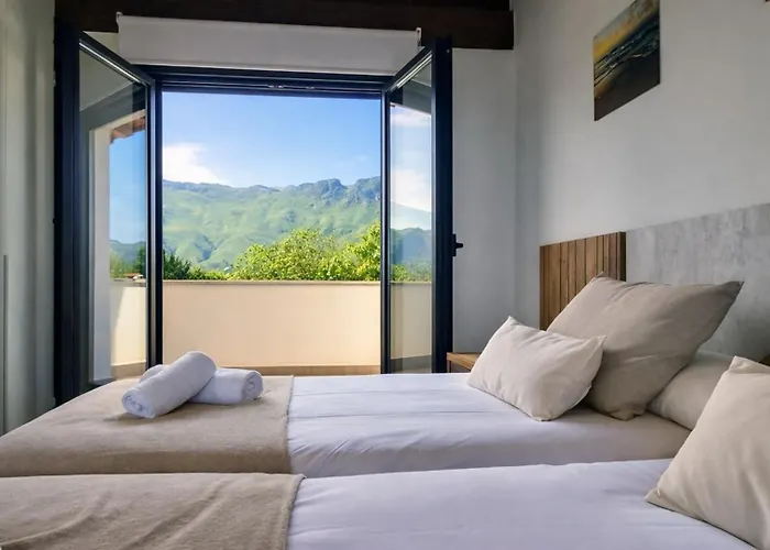 Casa Con Jardin Y Vistas - Mar Y Cuera * Llanes